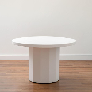 ATTITUDE DINING TABLE